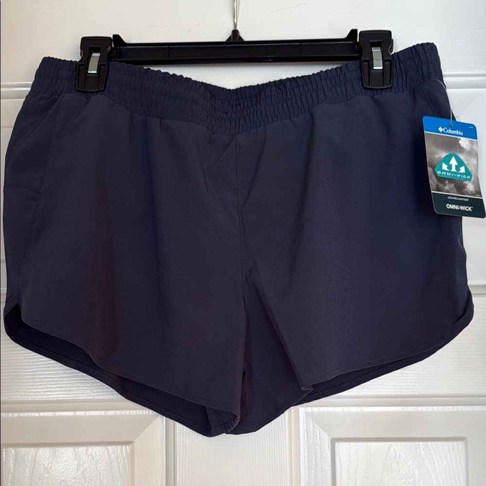 Columbia Women's Navy Shorts